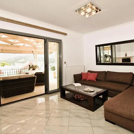 George's Superior With Sea View Апартаменты Аргостолион